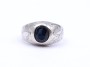 Herren Silber Ring mit einen oval facc. blauen Edelstein, 8,1g., RG 66