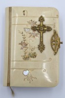 Auktion 373 / Los 3011 <br>kleines Gebetsbuch , mit Goldschnitt von 1897 , Buchdeckelschlie&szlig;e defekt .