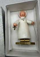 Auktion 373 / Los 15044 <br>St. Petrus, Holzkunst Ulbricht, West Germany, H-9 cm