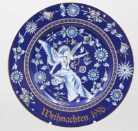 Auktion 373<br>Hutschenreuther Weihnachtsteller von 1996 .