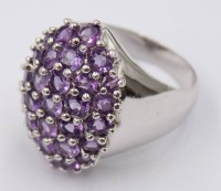 Auktion 373<br>Cocktail-Ring mit Amethysten , 925er Silber, RW 59, 9,0 Gramm