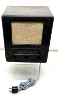 Auktion 373<br>Volksempf&auml;nger  VE301 Dyn in Bakelitgeh&auml;use, mit Hoheitszeichen, funktionst&uuml;chtig, anbei Bauplan und Bedienungsanleitung (einige dieser Radios stammen aus dem Nachlass eines der ersten Radioh&auml;ndlers aus Bremerhaven, verst. 1994, es folgen wohl noch viele Radio in den n&auml;chsten Auktionen)32x27x19cm