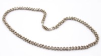Auktion 373<br>Filigran gearbeitete Silberkette gepr. kleine Bl&uuml;ten , &auml;lter .
