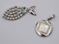 Auktion 373<br>2 diverse Kettenanh&auml;nger Modeschmuck ,