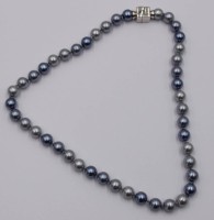 Auktion 373<br>Modeschmuck Perlenkette mit Magnetverschluss ,