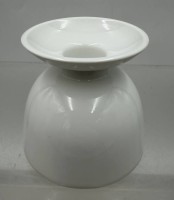 Auktion 373<br>Kerzenhalter KPM Berlin, weiss, H-7,5 cm