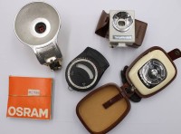 Auktion 373 / Los 14520 <br>kl. Konvolut Vintage-Fotozubeh&ouml;r