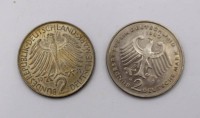 Auktion 373 / Los 6080 <br>zwei 2-Deutsche-Mark-M&uuml;nzen aus der Bundesrepublik Deutschland,