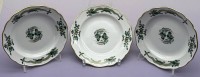 Auktion 373<br>3 kl. Sch&auml;lchen "Meissen" gr&uuml;ner Drache, D-13,5 cm