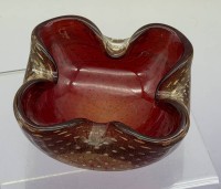 Auktion 373 / Los 10042 <br>Glasascher "Murano" mit Goldflitter, H-6 cm, D-14,5 cm