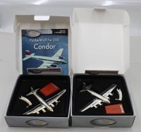 Auktion 373<br>2x div. Flugzeugmodelle, Silver Classics, Boing 307 und Focke Wulff Condor, ca. L-10cm