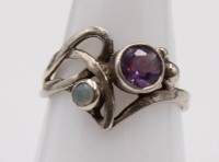 Auktion 373<br>925er Silber-Ring, Opal u. Amethyst, 2,5gr., RG 57