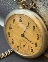 Auktion 373<br>HTU uim 1920 "Havila Watch &amp; Co Geneve", in Schutzgeh&auml;use, Nickel, Werk steht, D-5cm, mit versilb. Uhrenkette