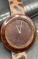 Auktion 374<br>Quartz DAU "Tissot" in Holzgeh&auml;use, Werk l&auml;uft, Tragespuren, D-4 cm