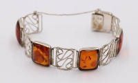 Auktion 374<br>Bernstein-Armband, 835er Silber, Fischland, 24,5gr., L-18cm B-2cm