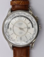 Auktion 374<br>Christ Herrenarmbanduhr, Weltzeit, Datumsanzeige, Automatikwerk, Werk l&auml;uft, getragene Erhaltung, Glas zerkratzt, ca. D-4,4cm