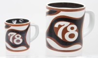 Auktion 374<br>Royal Copenhagen Jahresbecher ,1978, Entw. Bo Kristiansen, gr. Becher mit 925er Silberplatte, ca. H-11,5 u. 8,5cm