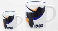 Auktion 374 / Los 9024 <br>Royal Copenhagen Jahresbecher ,1982, Entw. Inge-Lise Koefoed, gr. Becher mit 925er Silberplatte, ca. H-11,5 u. 7,5cm