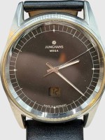 Auktion 374<br>Junghans Mega Funkuhr Herrenuhr , Werk l&auml;uft, sehr gut erhalten