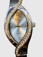 Auktion 374<br>rivado damen armbanduhr, klare Steine, guter Zustand, Werk nicht gepr&uuml;ft