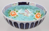 Auktion 374<br>gr. Schale, Japan ?, gemarkt, am Rand bestossen, ca. H-8cm D-21cm