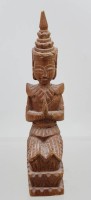 Auktion 374<br>handgeschnitzte thail&auml;ndische Teppanom-Holzstatue, ca. H-22cm