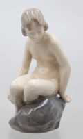 Auktion 374<br>M&auml;dchenakt, Royal Copenhagen, Entw.Adda Bonfils, Modellnr. 4027, ca. H-14cm