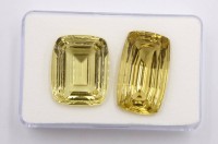 Auktion 374<br>2 Lemon-Citrine, ca. 52,5 Karat