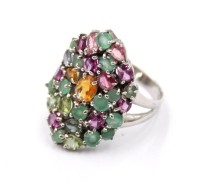 Auktion 374<br>925er Silber-ring mit Turmalin-u. Smaragdbesatz, 6,6gr., RG 58