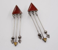 Auktion 374<br>Paar Ohrstecker, Silber gepr., wohl Karneol, 3,7gr.,, L- 4,8cm