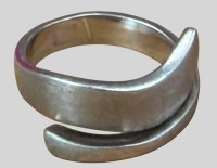 Auktion 374<br>modernistischer Silberring-925-, sign. Roberta Bottega (Juwelier Karlsruhe), RG 56, 6,91 gr.