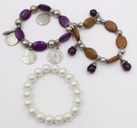 Auktion 374<br>3x Modeschmuck-Armb&auml;nder