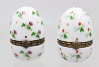 Auktion 374<br>Paar kl. eif&ouml;rmigen D&ouml;schen, florale Dekore, ca. H-5cm