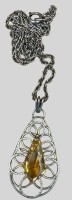Auktion 374<br>Silberkette mit Anh&auml;nger, gelber Stein, L-40 cm, Anh&auml;nger H-5 cm, 10 gr.