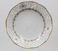 Auktion 374<br>Durchbruchschale, Marienhagen, florales Dekor, ca. H-4,5cm D-19cm