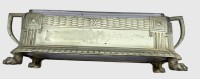 Auktion 374<br>gr. versilberte Jardiniere mit Glaseinsatz (diese geklebt), berieben, H-10,5 cm, L-34 cm