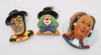 Auktion 374<br>3x div. Fastnachts-Wandmasken, Fa. Pfaff, ca. L-11cm