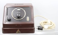 Auktion 374<br>historischer R&ouml;hrenempf&auml;nger vom Typ Mende E38N, 30er Jahre, Funktion nicht gepr&uuml;ft, H-19,5cm B-25,5cm T-25cm