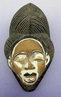 Auktion 374<br>afrikanische Punu Okuyi Maske, Gabun, Tropenholz