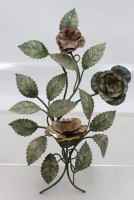 Auktion 374<br>dekorative Vintage-Leuchter aus Metall mit handbemalten Rosen und Bl&auml;ttern im Antik-Stil, Farbverlust, ca. 39 x 25cm