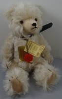 Auktion 339 / Los 12012 <br>weißer Hermann-Teddy, limit. Auflage, dies Nr. 497/1000, Brummstimme, komplett, H-32 cm