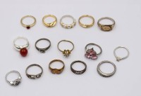 Auktion 374<br>15 div. Modeschmuck-Ringe
