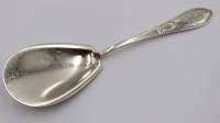 Auktion 374<br>Servierspatel, Silber (gepr.), Ziermonogramm, &auml;lter, 88,4gr., L-23,5cm