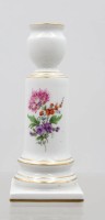 Auktion 375<br>Leuchter, Meissen, Schwertermarke, 1. Wahl, Blumenbemalung, ca. H-15cm