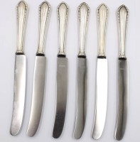 Auktion 375<br>6x Speisemesser, 800er Silbergriffe, wohl 20er Jahre, ca. L-25cm