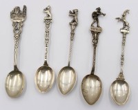 Auktion 375 / Los 11025 <br>5x  div. fig&uuml;rliche Andenkenl&ouml;ffel, Silber, 56,4gr., ca. L-10cm