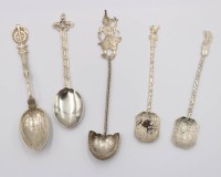 Auktion 375 / Los 11030 <br>5x Zierl&ouml;ffel, Silber, zus. ca. 37,9gr., ca. L-12,8cm