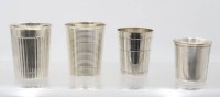 Auktion 375<br>4x div. versilberte Becher, 1x Christoffle, teilw. Gebrauchsspuren, ca. H-6,9 bis 9cm