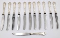Auktion 375<br>12x Dessertmesser, D&auml;nemark, Silbergriffe, versch. Jahrg&auml;nge, teilw. Gebrauchsspuren, ca. L-17,5cm