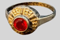Auktion 375<br>alter M&auml;dchenring, S-800- mit roten Stein, RG ca. 47, 1,53 gr.